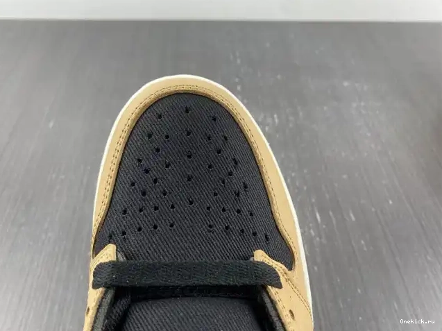 One Kick Jordan Heirloom 1 Air 555088-202 High OG 0624
